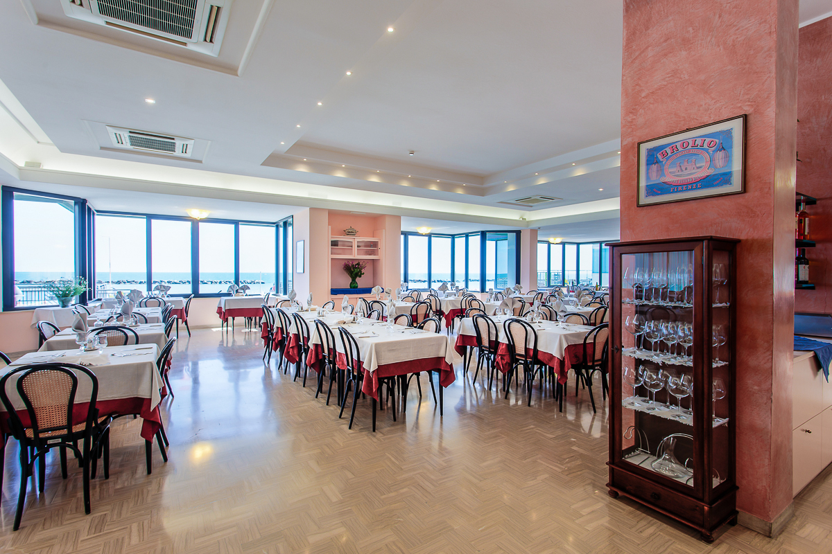 HOTEL SPIAGGIA | Gatteo Mare, Emilia Romagna | DLT Travel